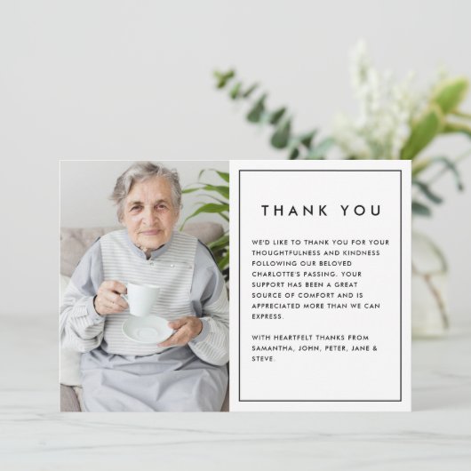 Einfache moderne Beerdigung/Unterbringung mit 2 Fo Dankeskarte (Stehend Vorderseite)