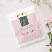 Einfache, moderne Blush-Rosa-Logo-Geschenktasche Geschenktütchen (Versiegelt)