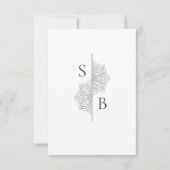 Einfache moderne Boho Monogram Mandala Wedding RSVP Karte (Rückseite)