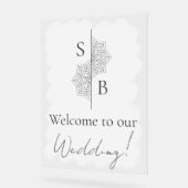 Einfache moderne Boho Monogram Wedding Willkommen Acrylschild (Winkel)