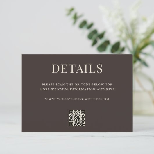Einfache moderne braune QR-Code-Hochzeitsdetails Begleitkarte (Stehend Vorderseite)