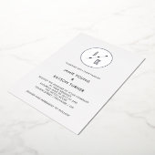 Einfache moderne Circle Monogram Hochzeit real Folieneinladung (Gedreht)