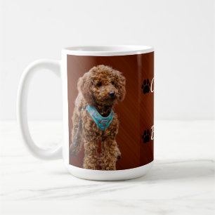 Einfache moderne, coole Typografie-Name und Foto d Kaffeetasse