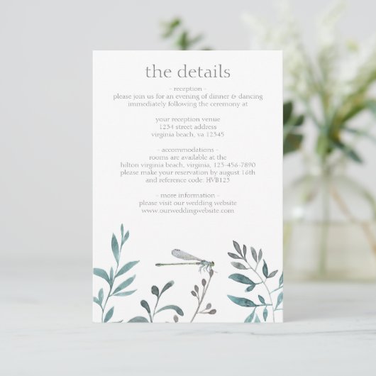Einfache moderne Drachenfliegengrüne Hochzeitsdeta Begleitkarte (Stehend Vorderseite)