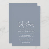 Einfache moderne Dusty Blue Boy Elegant Baby Dusch Einladung (Vorne/Hinten)