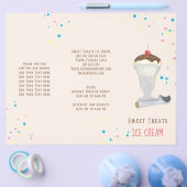 Einfache moderne Eiscreme Sprinkles Minimalistisch Flyer (Einzeln)