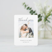 Einfache moderne, elegante Script-Foto-Hochzeit Dankeskarte (Stehend Vorderseite)