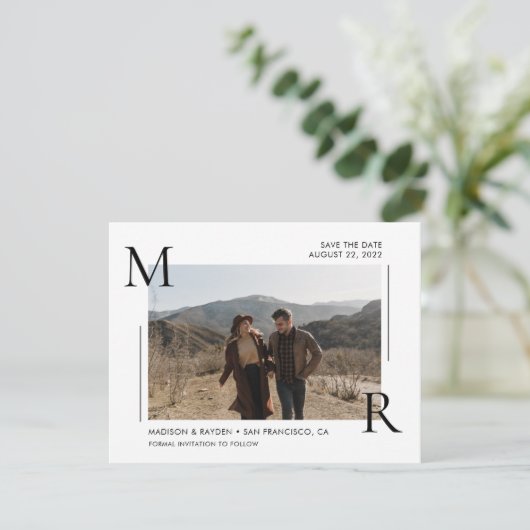 Einfache moderne erste Monogramm mit Foto Save The Date (Stehend Vorderseite)