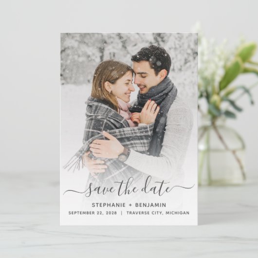 Einfache moderne Foto-Skripte Save the Date (Stehend Vorderseite)