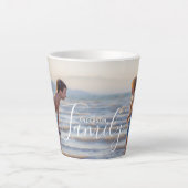 Einfache, moderne Fotomodelle - eigener Familienna Milchtasse (Vorderseite)