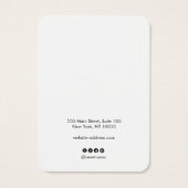 Einfache, moderne Grafikkarte mit weißem Ohr (Rückseite)