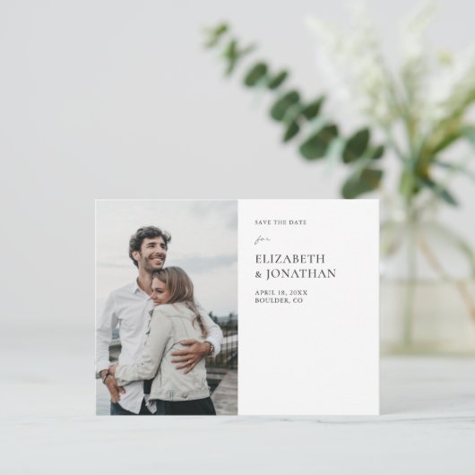 Einfache moderne Hochzeit im Foto retten das Datum Ankündigungspostkarte (Stehend Vorderseite)