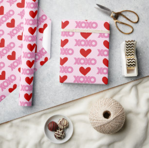 Einfache moderne Liebe XOXO Herz-Rosa- und Rottmus Geschenkpapier