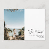 Einfache moderne Minimalistische Hochzeitsfeier Ankündigungspostkarte (Vorderseite)