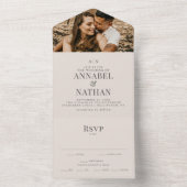 Einfache moderne Monogram & Foto Elfenbeinhochzeit All In One Einladung (Innen Boden)