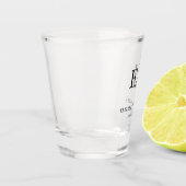 Einfache moderne Monogramm-Hochzeit Schnapsglas (Links)