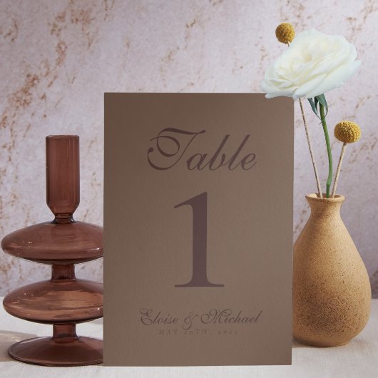 Einfache moderne Mousse-Braune Hochzeit Tischnummer