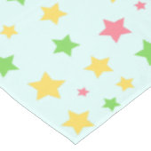 Einfache moderne Pastel Star Geburtstagsparty Tischdecke (Schrägansicht)