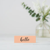 Einfache, moderne Peach Hello QR Code Mini Visitenkarte (Stehend Vorderseite)