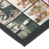 Einfache moderne Personalisierte 96-FotoCollage Tischdecke (Schrägansicht)