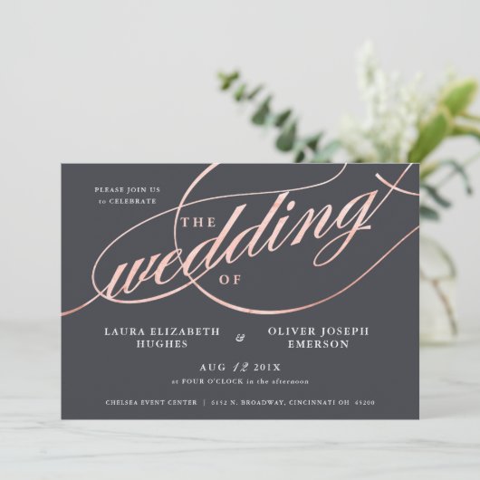 Einfache moderne Rose Gold Script Hochzeit Einladung (Stehend Vorderseite)