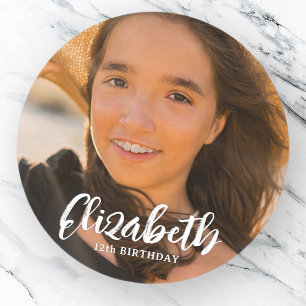 Einfache moderne Schriftzug-Geburtstagsgrüße Runder Aufkleber