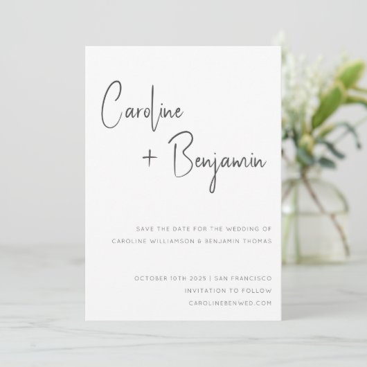 Einfache moderne Schwarz-weiße Script-Foto-Hochzei Save The Date (Stehend Vorderseite)
