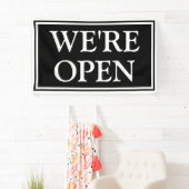 Einfache moderne Schwarz-weiße Wir sind Open Busin Banner (Insitu)