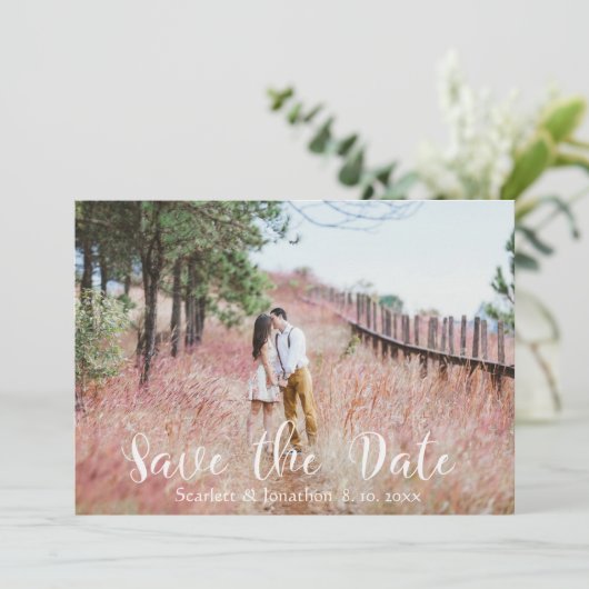 Einfache moderne Script Save the Date Wedding Card (Stehend Vorderseite)