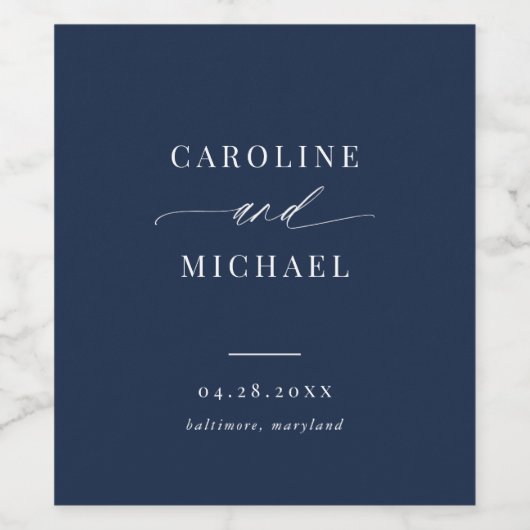 Einfache moderne Skriptnamen Navy Wedding Wine Weinetikett (Einzelnes Label)