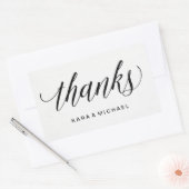 Einfache moderne Typografie auf Wasserfarbpapier Rechteckiger Aufkleber (Umschlag)