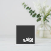 Einfache moderne Typografie Black Quadratische Visitenkarte (Stehend Vorderseite)