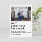 Einfache moderne Typografie Gast Room Foto Moving Ankündigung (Stehend Vorderseite)