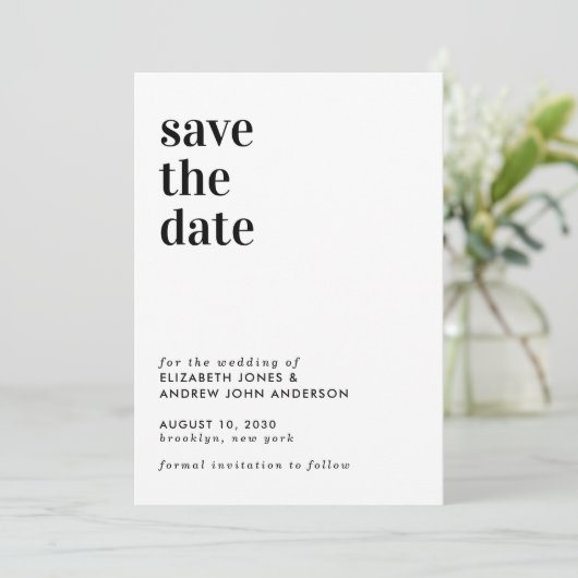 Einfache moderne Typografie-Hochzeit rettet das Da Save The Date (Stehend Vorderseite)