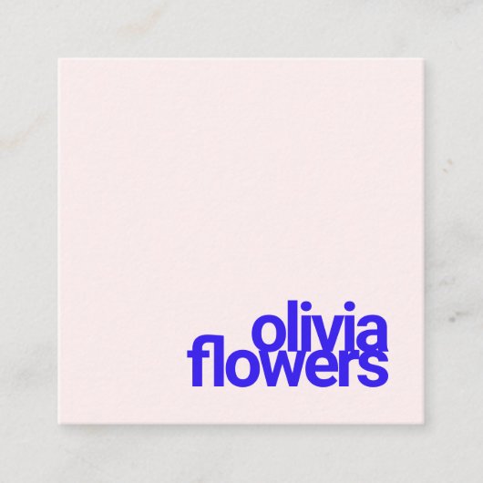 Einfache moderne Typografie Light Pink Quadratische Visitenkarte (Vorderseite)