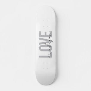 Einfache, moderne, urbane, coole Design Liebe Mich Skateboard