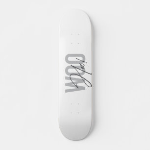 Einfache, moderne, urbane, trendige Design Liebe W Skateboard