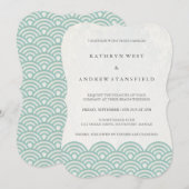 Einfache moderne Waves Green + White Beach Wedding Einladung (Vorne/Hinten)