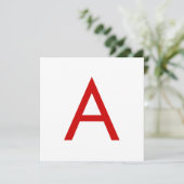 Einfache moderne weiße rote Monogramm-Initiale Einladung (Stehend Vorderseite)
