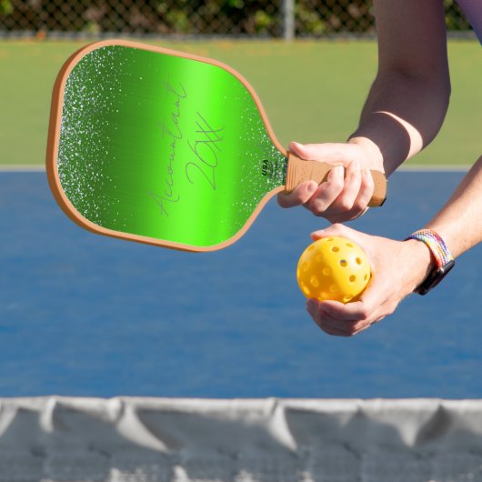 Einfache Monogramm aus grün gebürstetem Glitzer | Pickleball Schläger (InSitu)