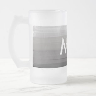 Einfache Monogramm fügen Sie den Namen Mann minima Mattglas Bierglas