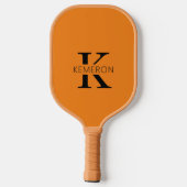 Einfache Monogramm Name Schwarz und Orange Pickleball Schläger (Rückseite)