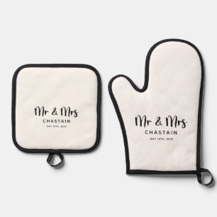 Einfache Mr. & Mrs. Hochzeitsmonogramm Ofenhandschuh & Topflappen-Set