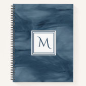 Einfache Navy Blue Subtle Marble Moderne Monogram Notizbuch (Vorderseite)