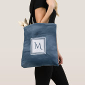 Einfache Navy Blue Subtle Marble Moderne Monogram Tasche (Von Nahem)