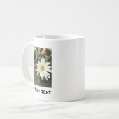 Einfache Niedliche benutzerdefinierte Daisy-Blume Kaffeetasse (Vorderseite Links)