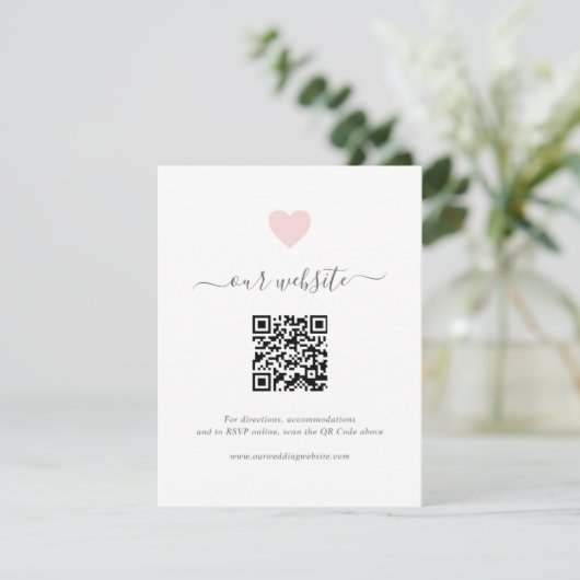 Einfache Niedliche Rosa Herz QR Code Website Hochz Begleitkarte (Stehend Vorderseite)