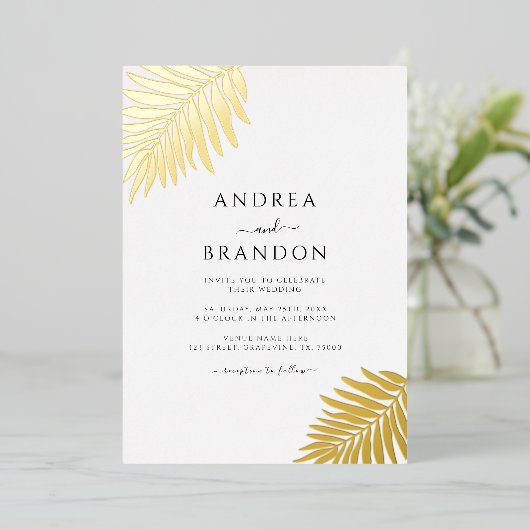 Einfache Palm Tree Blätter mit Qr Code Gold Folieneinladung (Stehend vorne)