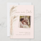 Einfache Pampas Couple Foto Blush Wedding Save The Date (Vorderseite)