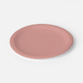 Einfache pastellene Flamingo-Rosa-Farbe Pappteller (Schrägansicht)